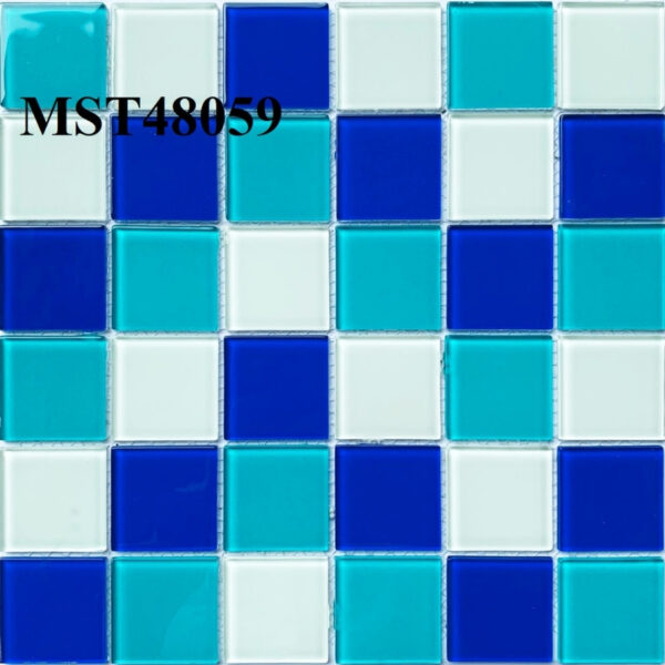 Gạch Mosaic thủy tinh ốp lát bể bơi